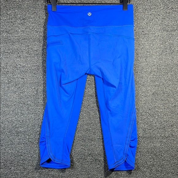 Lululemon Athletica Blue Athletic Capri Leggings, Size 4 - Picture 5 of 9